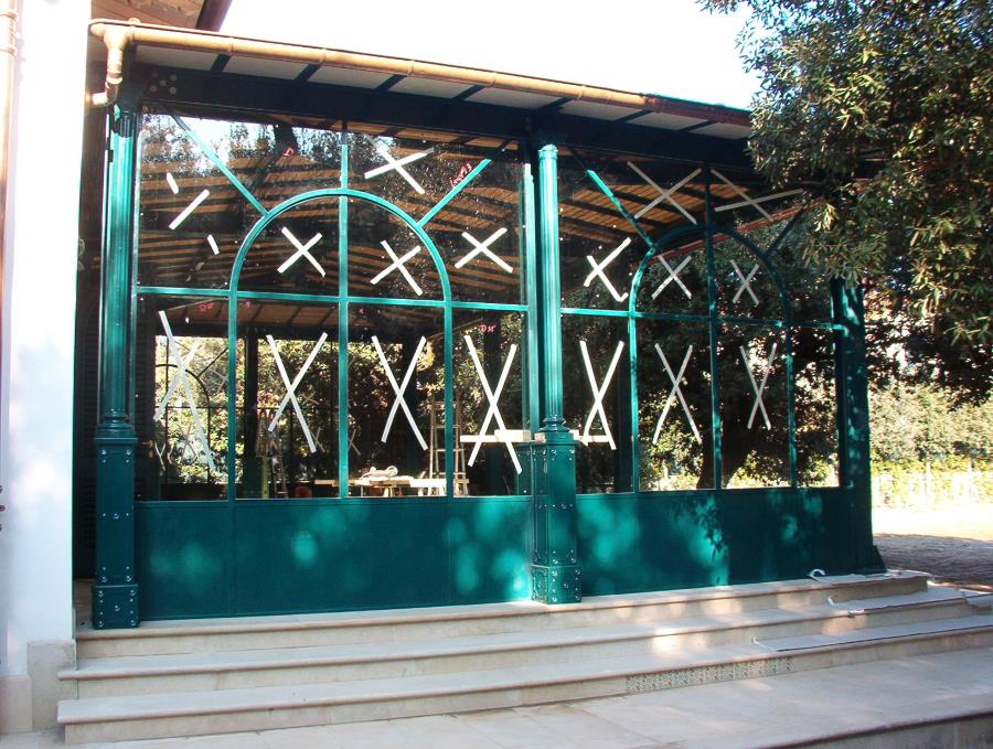 Gazebo in ferro stile antico